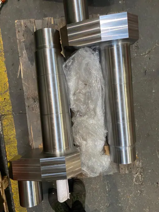 Alberi metallici torniti
